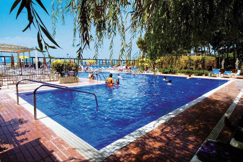 Hotel Univers Росес Екстер'єр фото