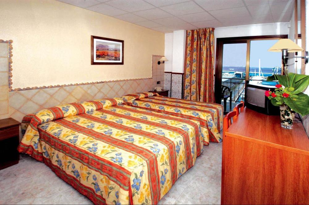 Hotel Univers Росес Екстер'єр фото