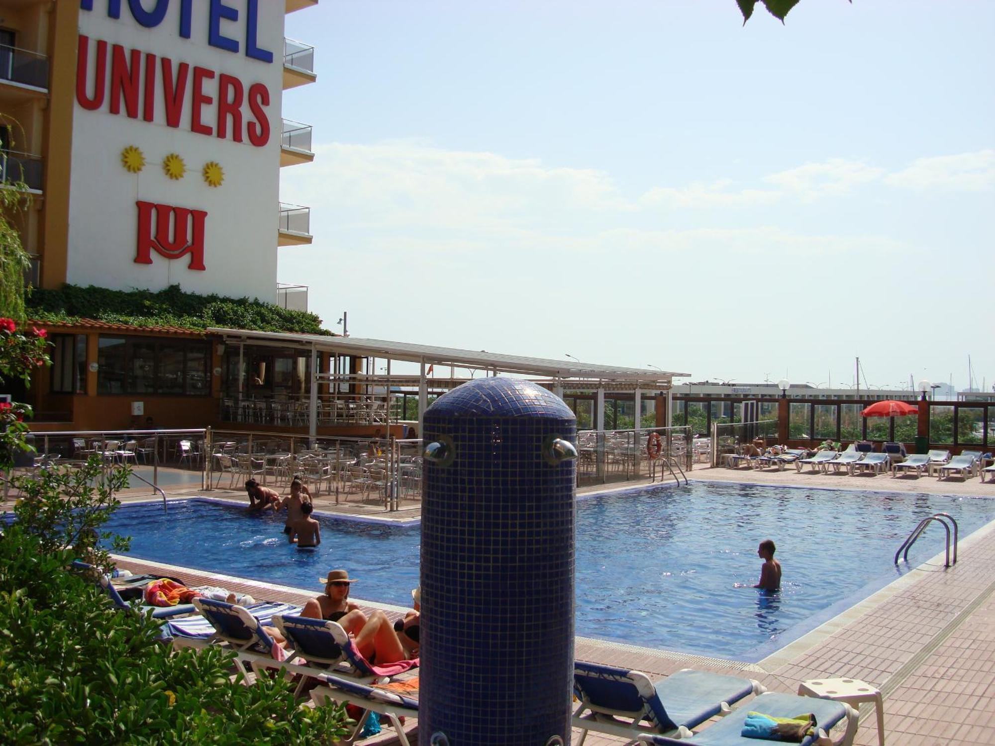 Hotel Univers Росес Екстер'єр фото