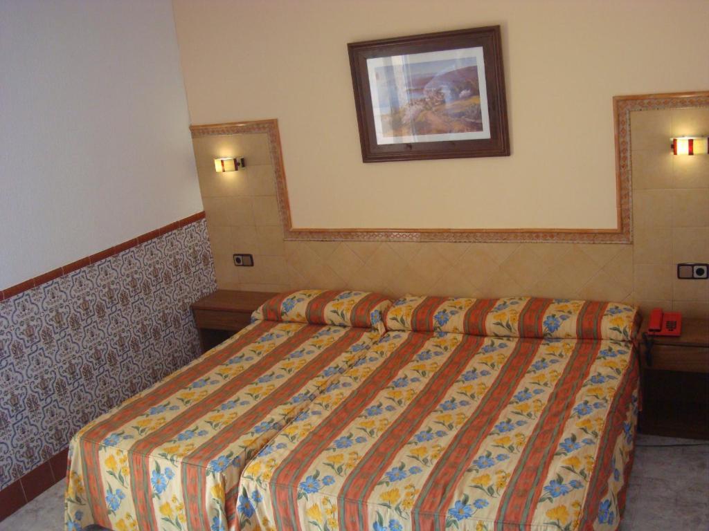 Hotel Univers Росес Номер фото